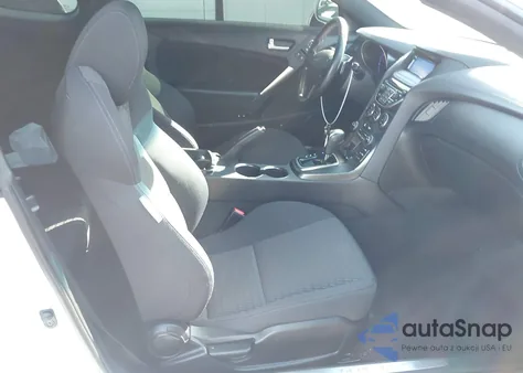 2015 Hyundai Genesis 3.8 Base из США, поврежденный, VIN KMHHU6KJ0FU124038